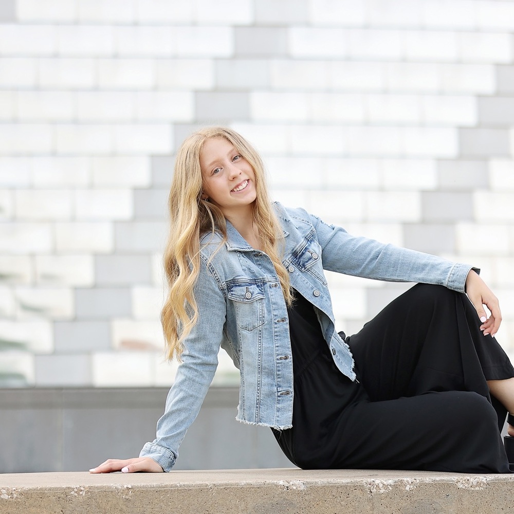 Meet your Posher, Delainey